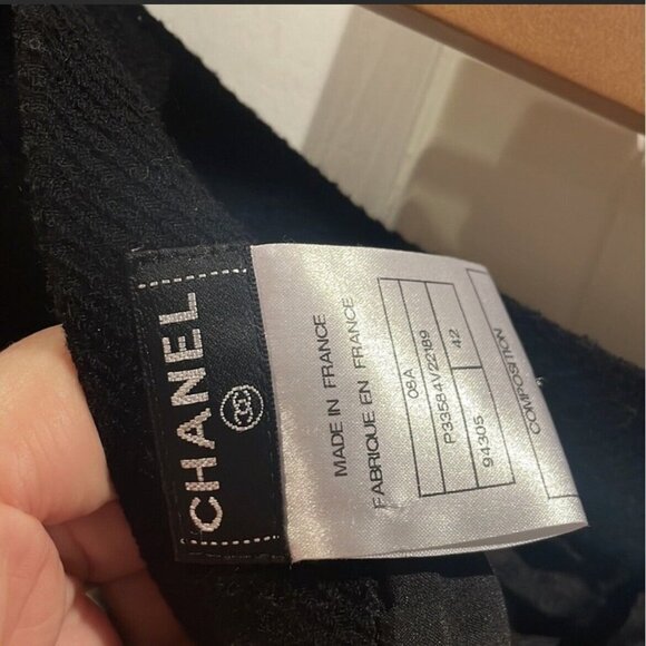 Chanel Classic Black Pencil Skirt Sz 42 - Picture 6 of 11